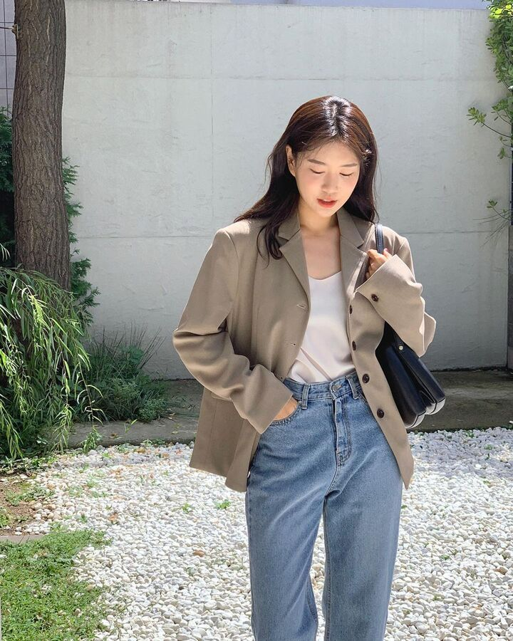 Mẹo nhỏ để luôn có outfit đơn giản mà đẹp đi làm